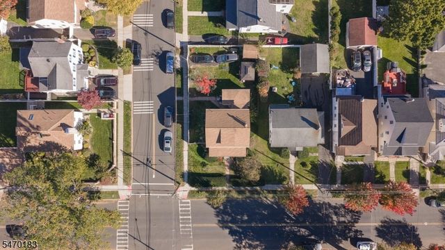629 Chestnut St, Roselle Park Boro, NJ 07204