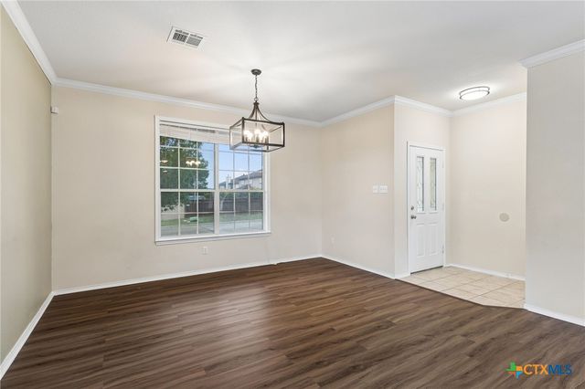 303 Buckskin Trail, Harker Heights, TX 76548