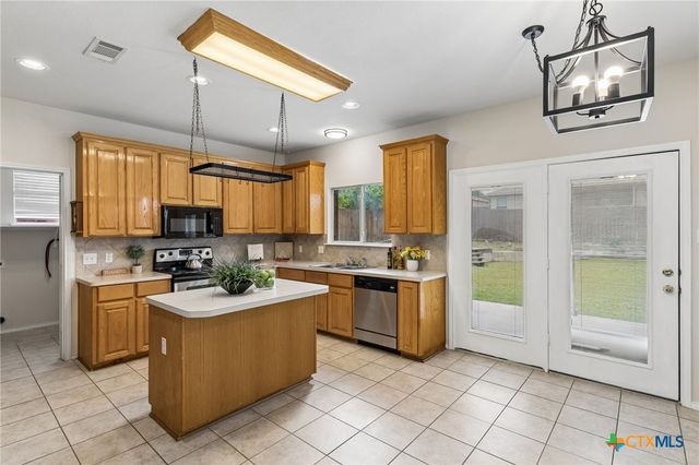 303 Buckskin Trail, Harker Heights, TX 76548