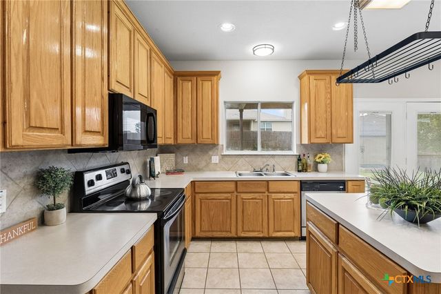 303 Buckskin Trail, Harker Heights, TX 76548