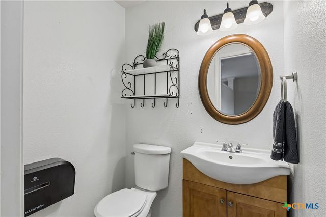 303 Buckskin Trail, Harker Heights, TX 76548