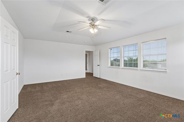 303 Buckskin Trail, Harker Heights, TX 76548