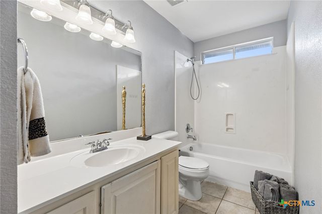 303 Buckskin Trail, Harker Heights, TX 76548