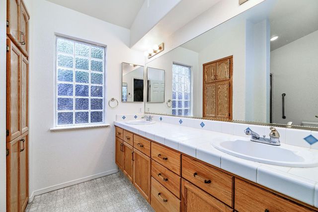 1757 E Birch Avenue, Fresno, CA 93720