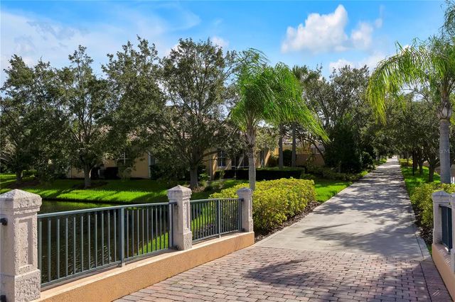 11950 CHARLTON LANE, Orlando, FL 32827