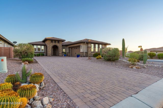 7245 Cactus Flower Pass, Marana, AZ 85658