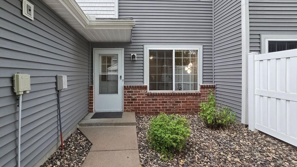 2024 Gresham Avenue N, Oakdale, MN 55128 — photo 3