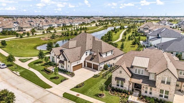 21315 Crescent Winged Dr, Cypress, TX 77433