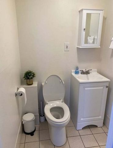 171-175 Granite St, Quincy, MA 02169