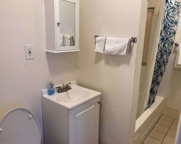 171-175 Granite St, Quincy, MA 02169