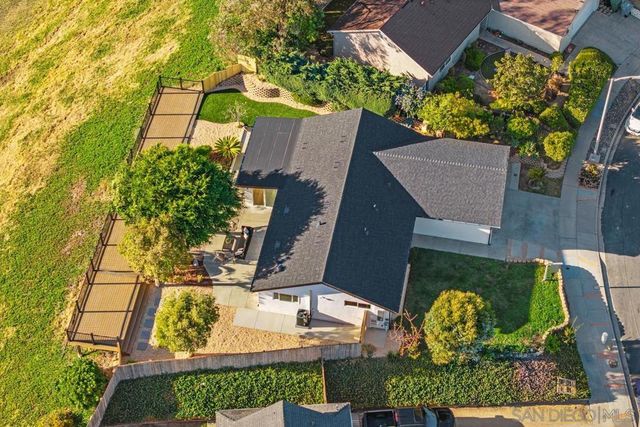 3002 Courser, San Diego, CA 92117