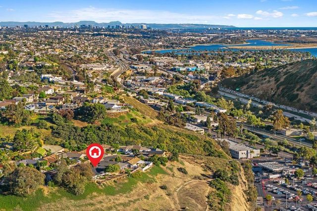 3002 Courser, San Diego, CA 92117