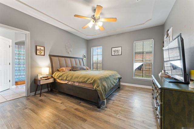 40463 Fox Run Dr, Gonzales, LA 70737