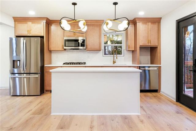 2028 Hilburn SE Drive, Atlanta, GA 30316