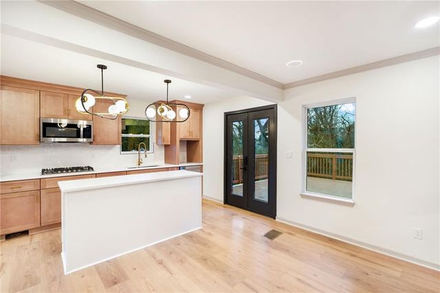 2028 Hilburn SE Drive, Atlanta, GA 30316