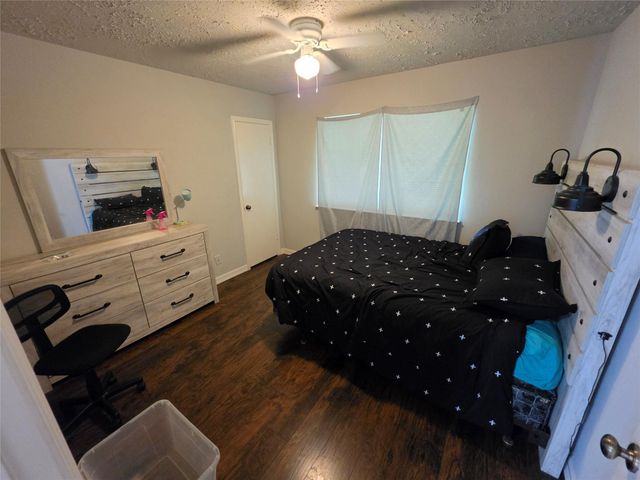 6503 Paso Del Sol Drive, Houston, TX 77083