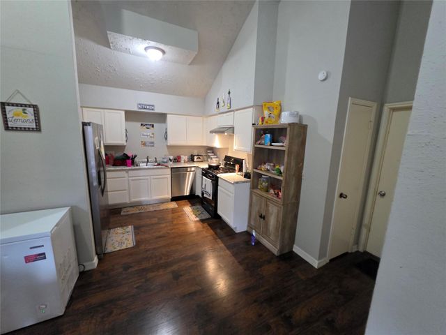 6503 Paso Del Sol Drive, Houston, TX 77083