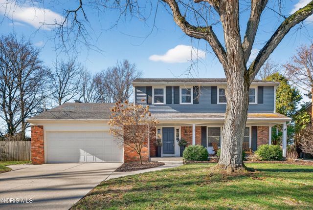 1243 Brownwood Drive, Bowling Green, OH 43402