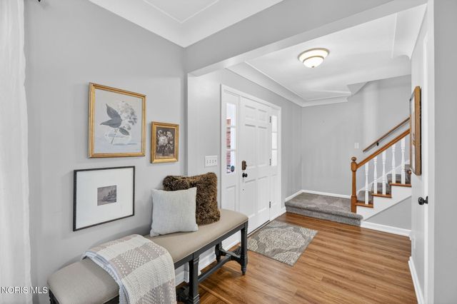 1243 Brownwood Drive, Bowling Green, OH 43402