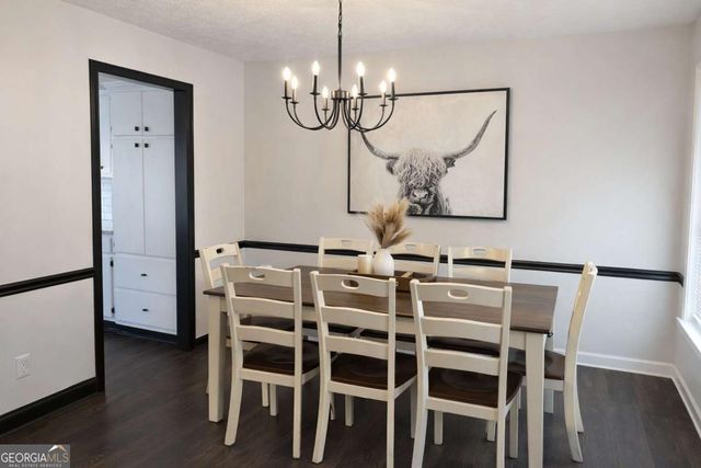 302 Mountberry Court, Loganville, GA 30052