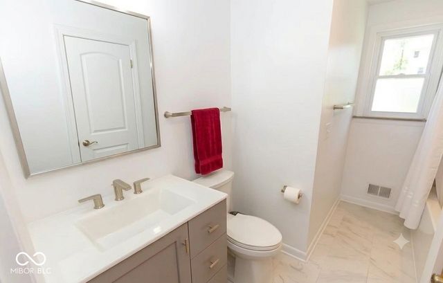 10305 Ruckle Street, Carmel, IN 46280