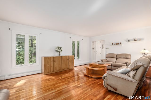 3 Deerfield Road, Brookfield, CT 06804