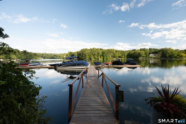 3 Deerfield Road, Brookfield, CT 06804