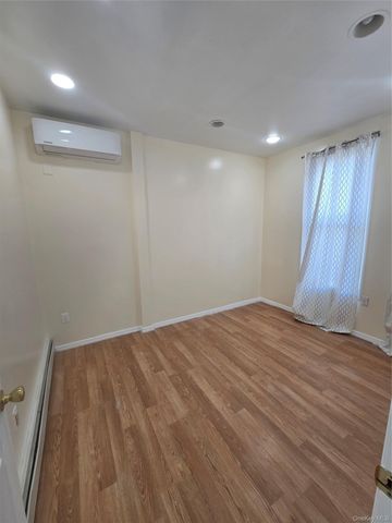 114 Essex Street, Brooklyn, NY 11208