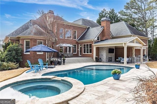 902 Saint Lyonn Courts, Marietta, GA 30068