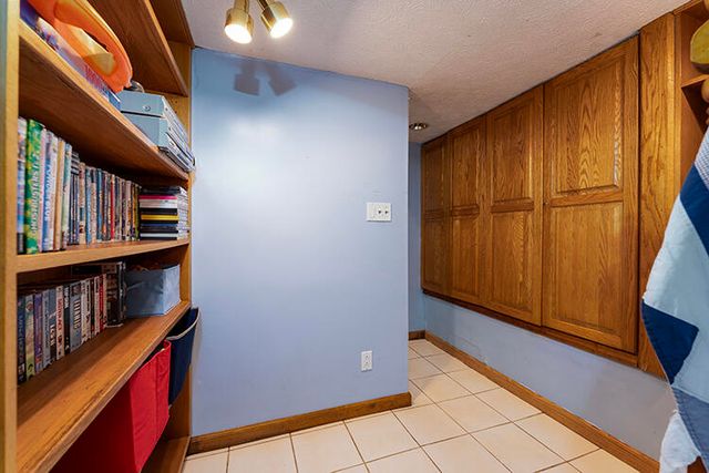 392 Lakeview Point Road, Harrodsburg, KY 40330