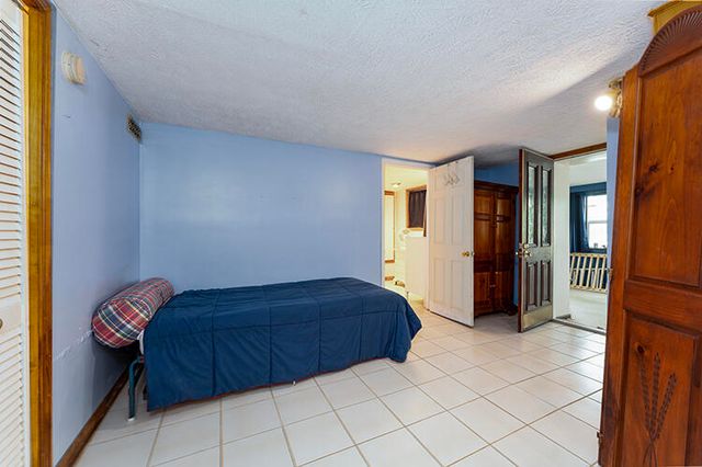 392 Lakeview Point Road, Harrodsburg, KY 40330