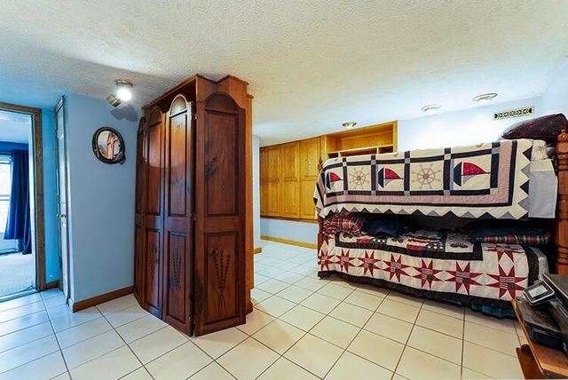 392 Lakeview Point Road, Harrodsburg, KY 40330
