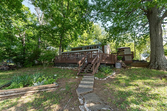 392 Lakeview Point Road, Harrodsburg, KY 40330