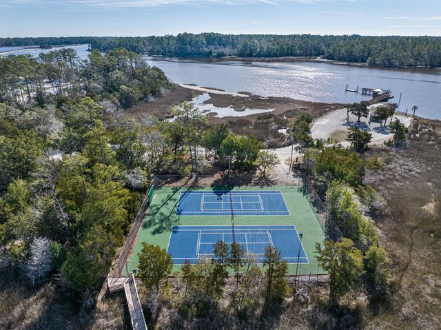 2214 Franklin Circle, Little River, SC 29566