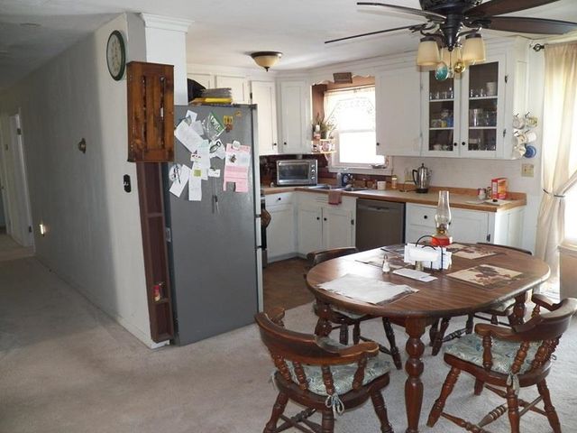 8 Blair Avenue, Hillsborough, NH 03244