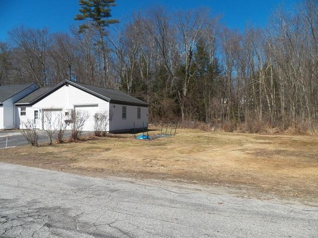 8 Blair Avenue, Hillsborough, NH 03244