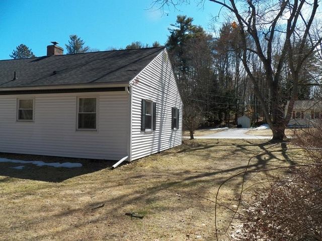 8 Blair Avenue, Hillsborough, NH 03244