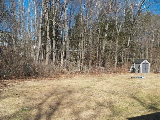 8 Blair Avenue, Hillsborough, NH 03244