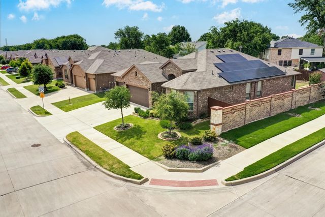 601 Redding Drive, Saginaw, TX 76131