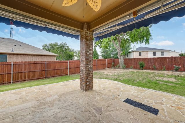 601 Redding Drive, Saginaw, TX 76131