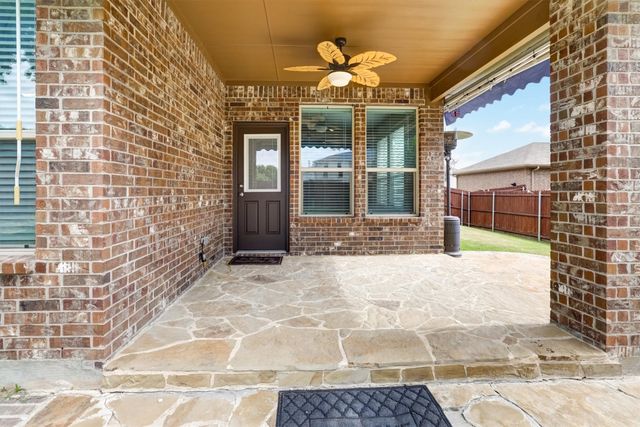 601 Redding Drive, Saginaw, TX 76131
