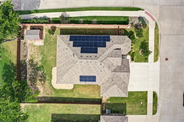 601 Redding Drive, Saginaw, TX 76131