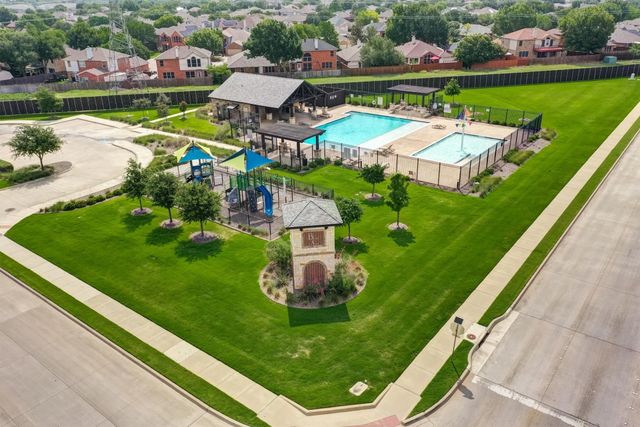 601 Redding Drive, Saginaw, TX 76131