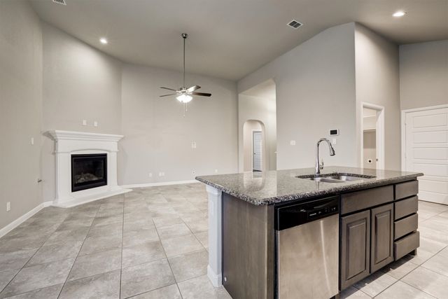 601 Redding Drive, Saginaw, TX 76131
