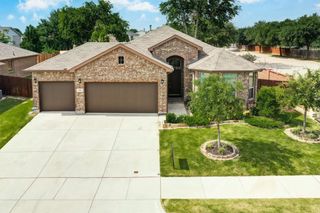 601 Redding Drive, Saginaw, TX 76131