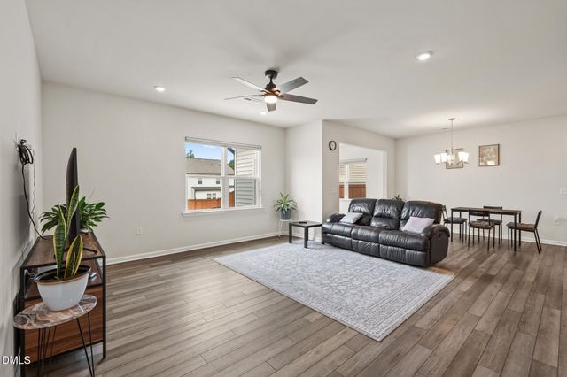 2028 Fox Chapel Place, Fuquay Varina, NC 27526