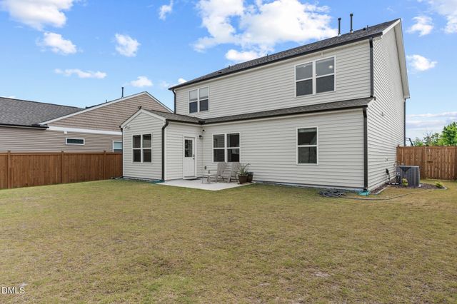 2028 Fox Chapel Place, Fuquay Varina, NC 27526