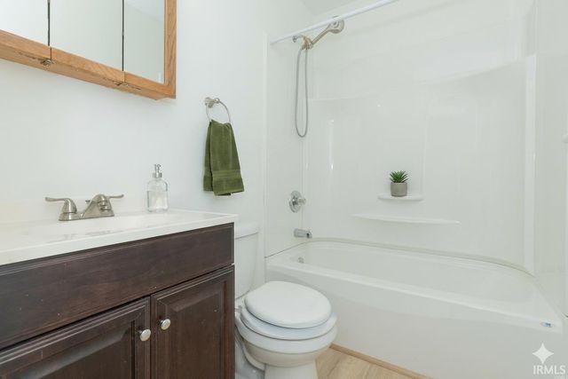 4112 Frisse Avenue, Evansville, IN 47714