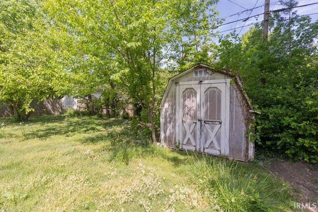 4112 Frisse Avenue, Evansville, IN 47714