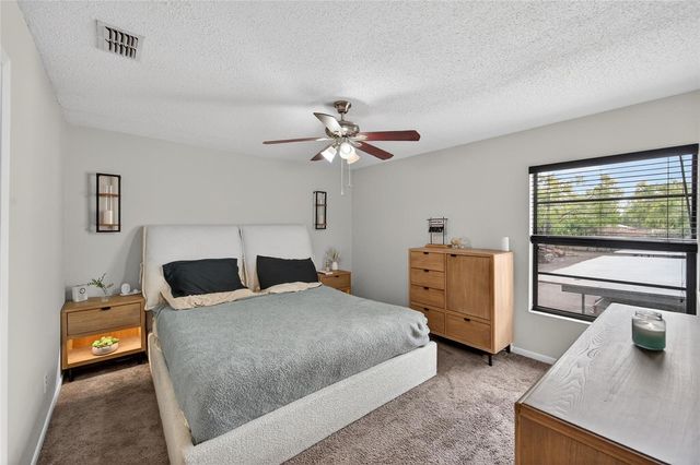 4871 PURITAN CIRCLE, Tampa, FL 33617